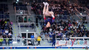 sr sfe04180 copia simone ferraro ph